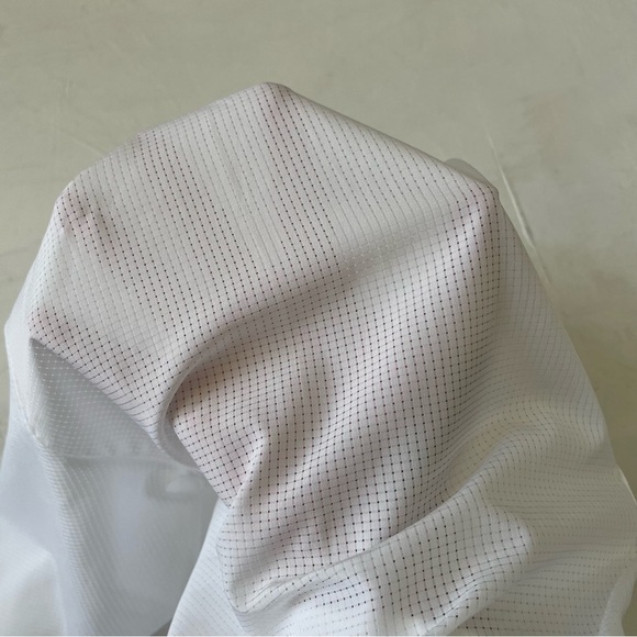 Nike Dry Bliss Jacket White Butter Zip Up Lightweight Training Unlined Sz M NWT - Picture 9 of 10